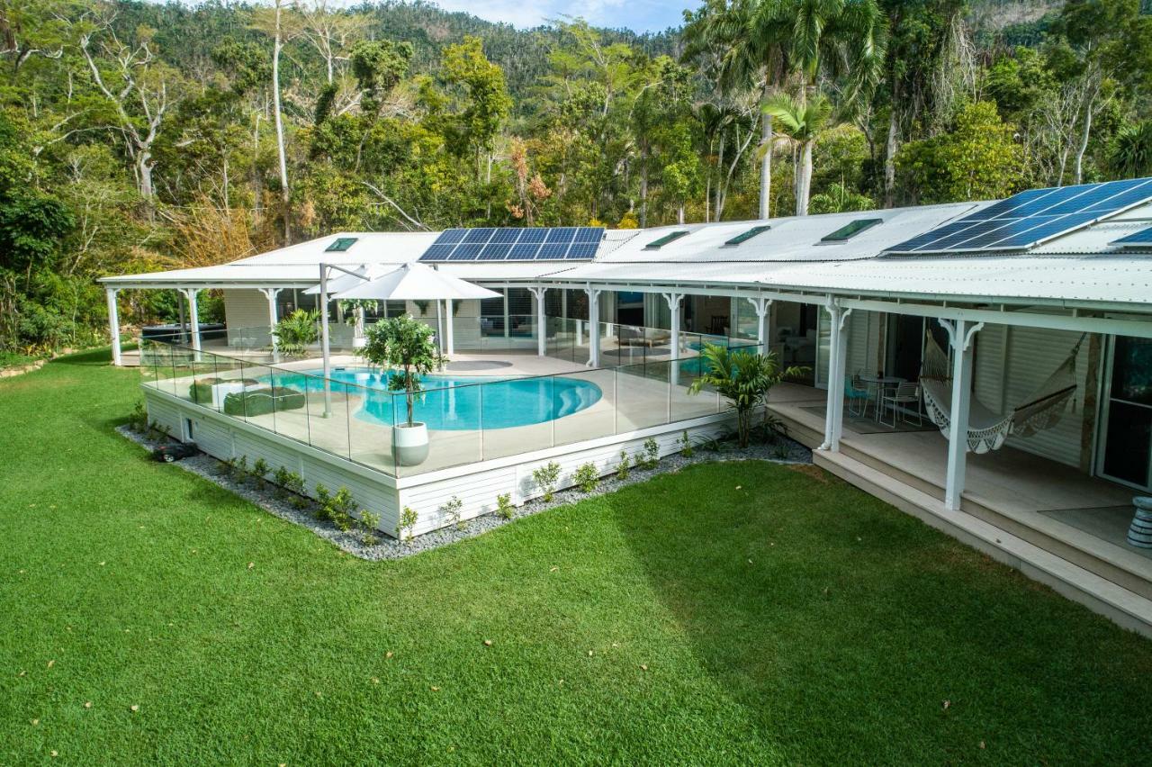 La Boheme Whitsunday Otel Airlie Beach Dış mekan fotoğraf
